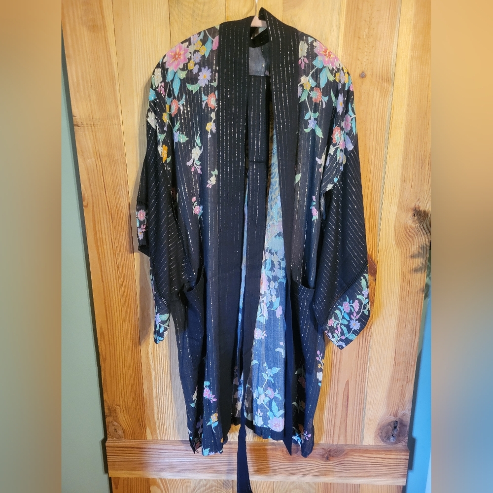 Spell Jimi Robe - Picture 5 of 10